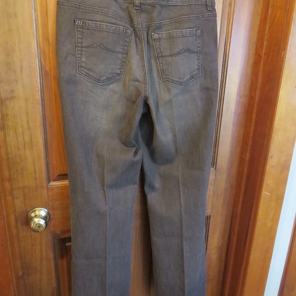 Ruff Hewn Jeans - Picture 3 of 4